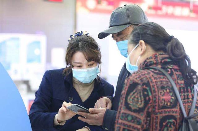 暖心！中国移动四川公司让老人同享智能生活