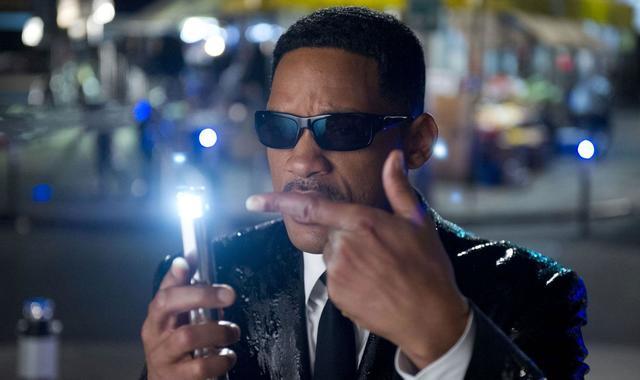 大公司头条:微博可能泄露 5 亿用户手机号;2 月顺丰快递单量同比翻倍,圆通、申通、韵达齐跌,一起来看看吧!