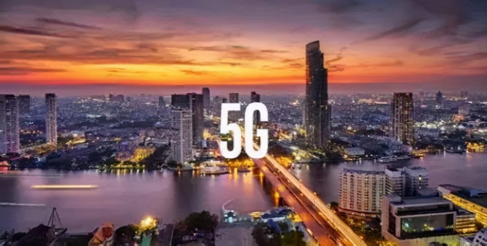 免费升级5G，这坑到底有多深？5G套餐靠谱吗？