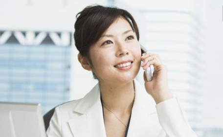 把别人的电话号码拉入黑名单，别人打过来会是怎样的提示？