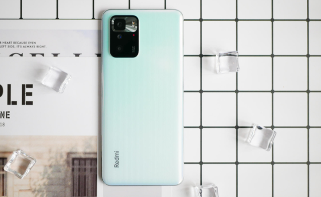 2021年8月买手机,这4款都是“全能战士”,款款让人眼红心跳