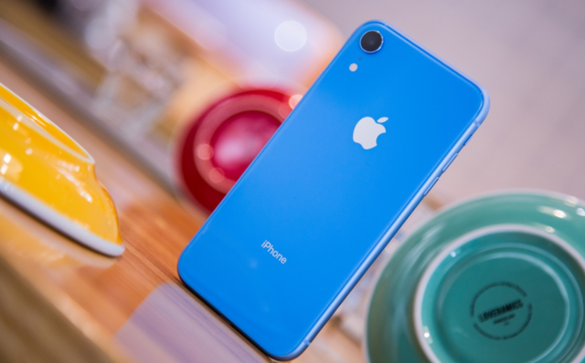 你以为已经淘汰的手机,其实它们还在热销,只因有过人之处