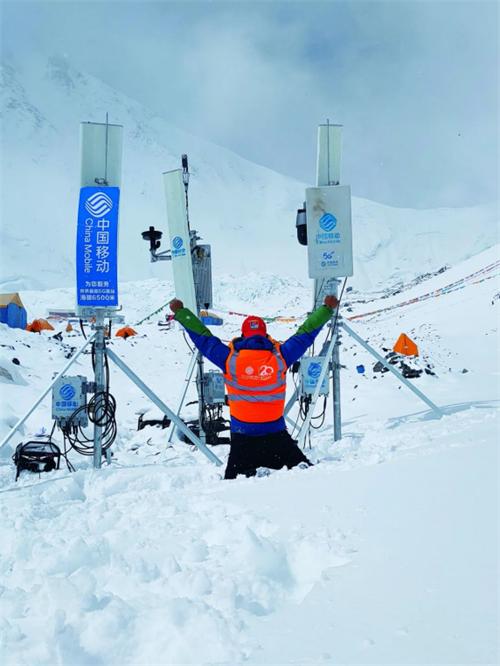 年轻人的全新“动感地带”!中国移动NZONE品牌亮相:首发S7系列5G手机