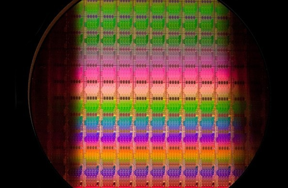 三星宣布推出17LPV 17nm工艺：即将或带来49%能效提升
