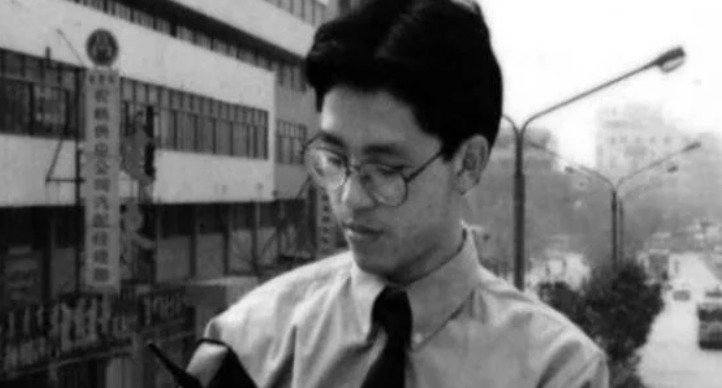 中国历史上第一个使用手机号的人，耗资2.6万，现在生活的怎么样