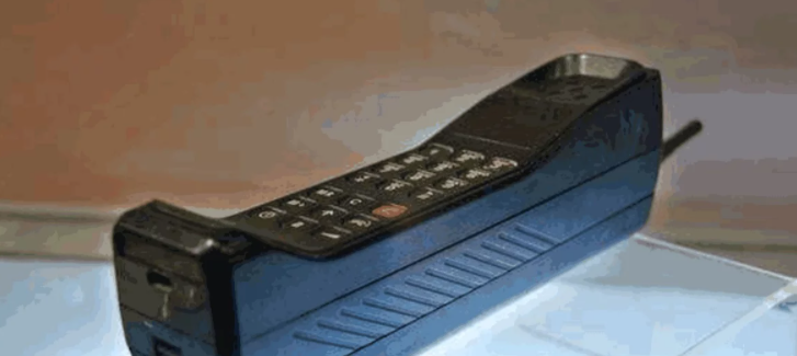 20多年都没换手机号的人, 现在过的怎么样   说了你可别不信！