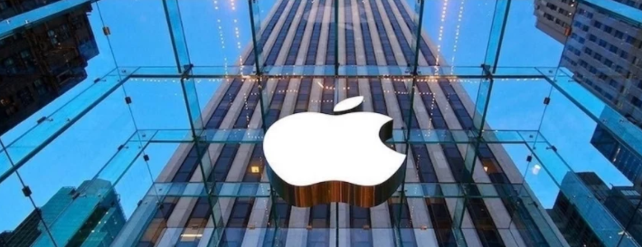 iPhone13加量减价，官网被买崩，库克扯开国产手机遮羞布