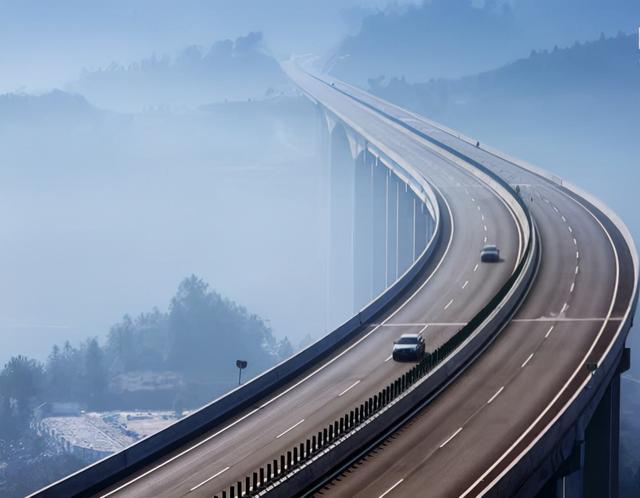 乘坐交通工具高速移动时，为什么手机信号会丢失，你知道原因吗？