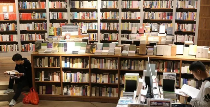 读书,一定要放下手机吗?