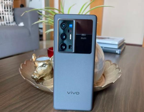 20215款经典摄影手机推荐 极致超薄时尚主导