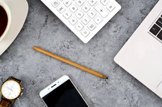 手机怎样防止屏幕划伤呢