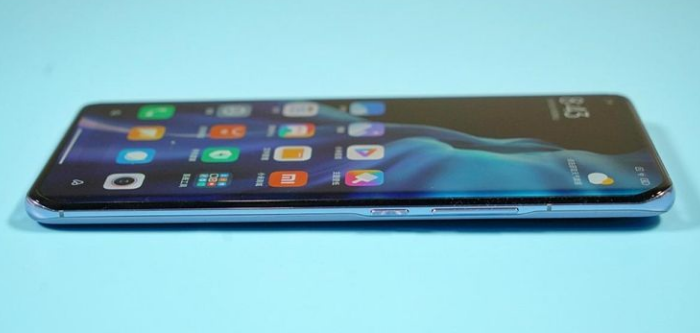 特斯拉新出一款节能环保新手机